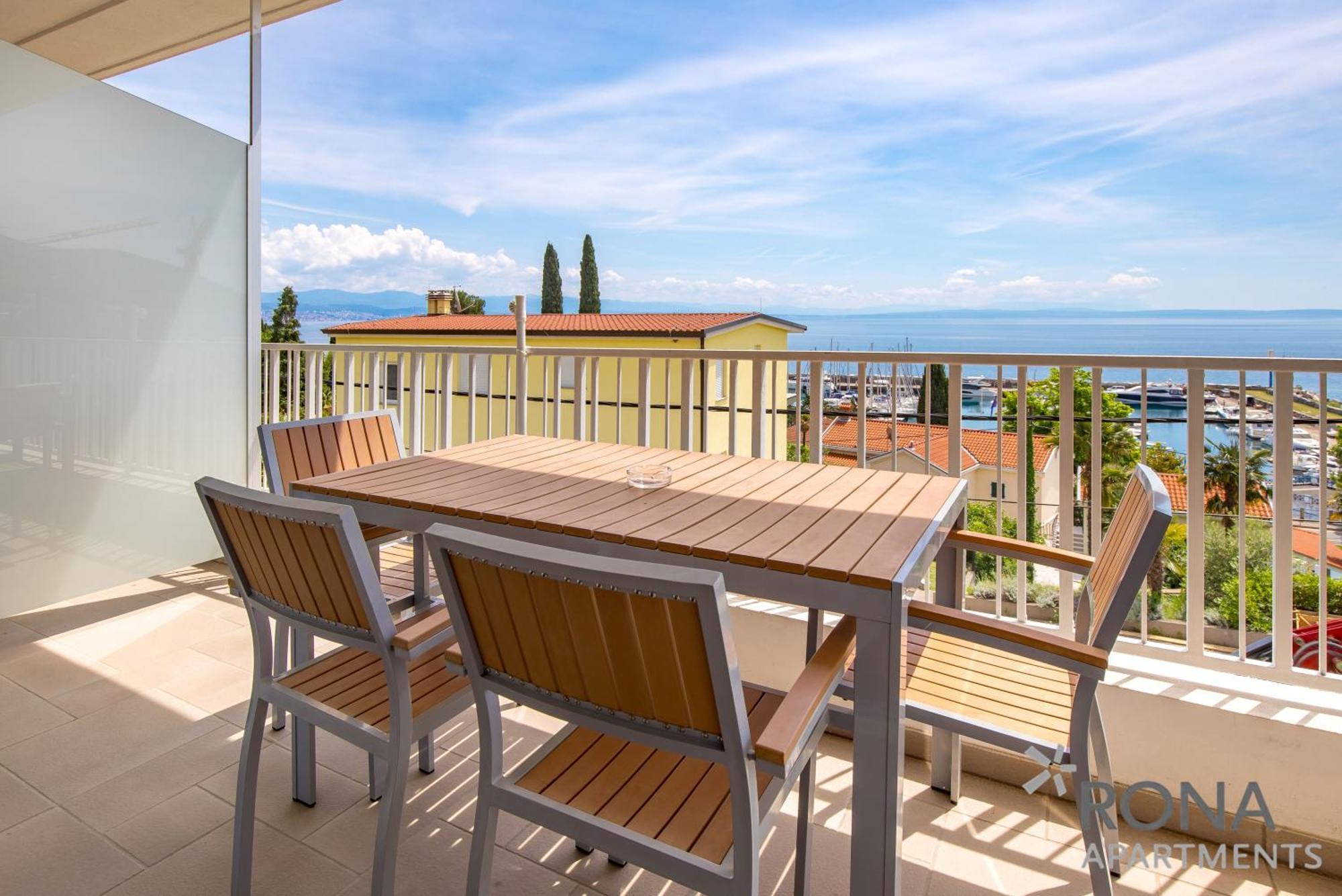 Apartments Rona Erea Ičići Exteriér fotografie