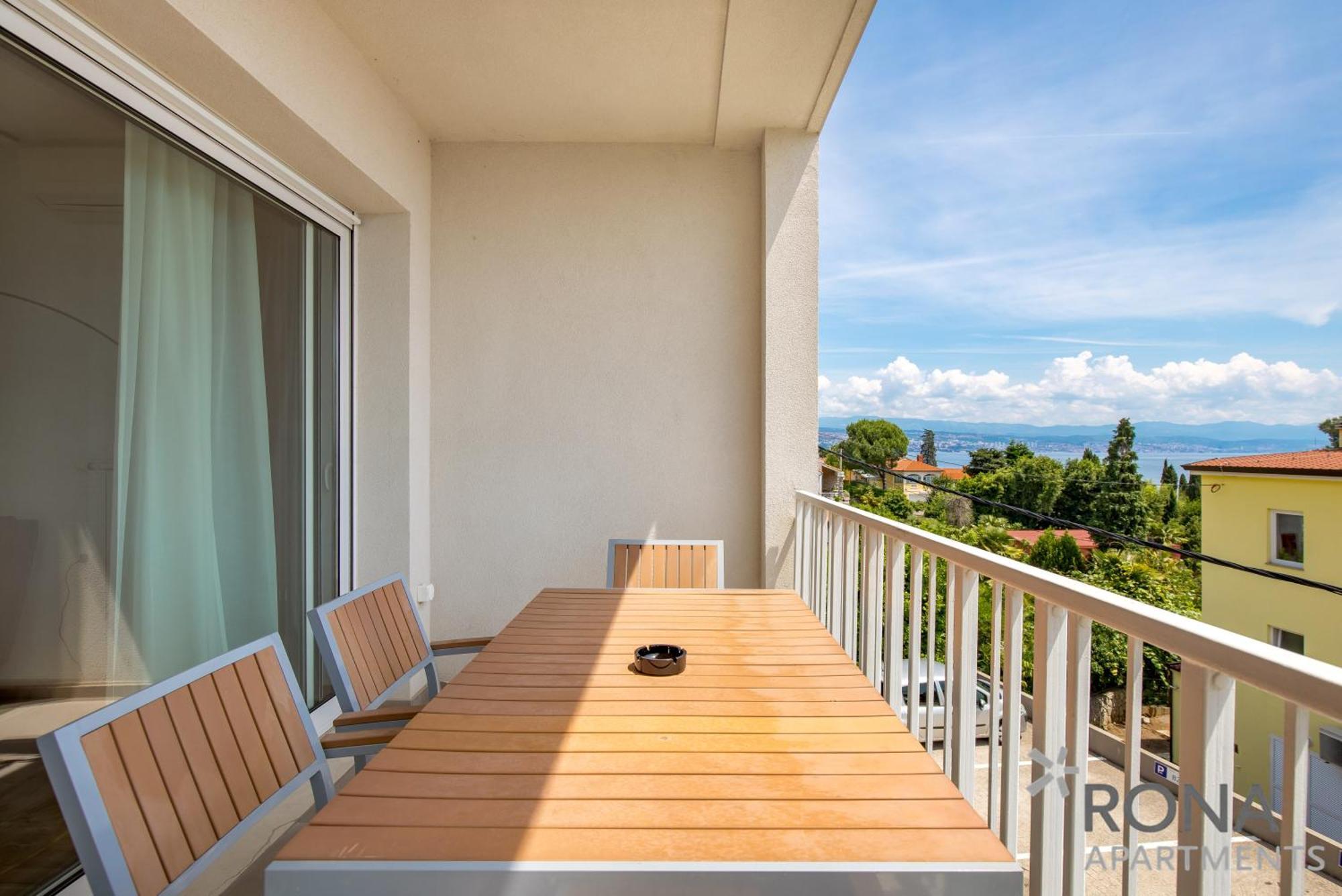 Apartments Rona Erea Ičići Exteriér fotografie