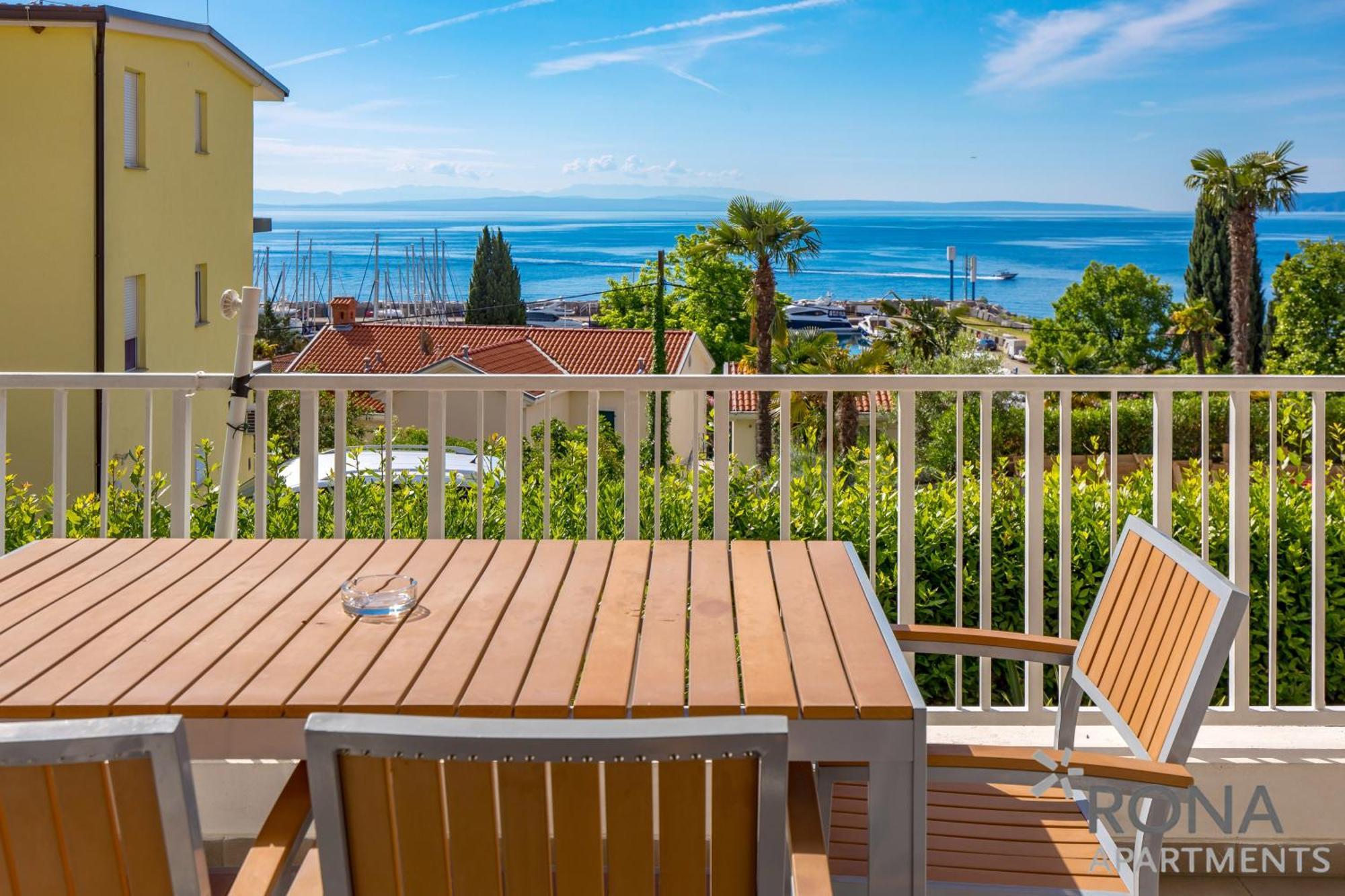 Apartments Rona Erea Ičići Exteriér fotografie