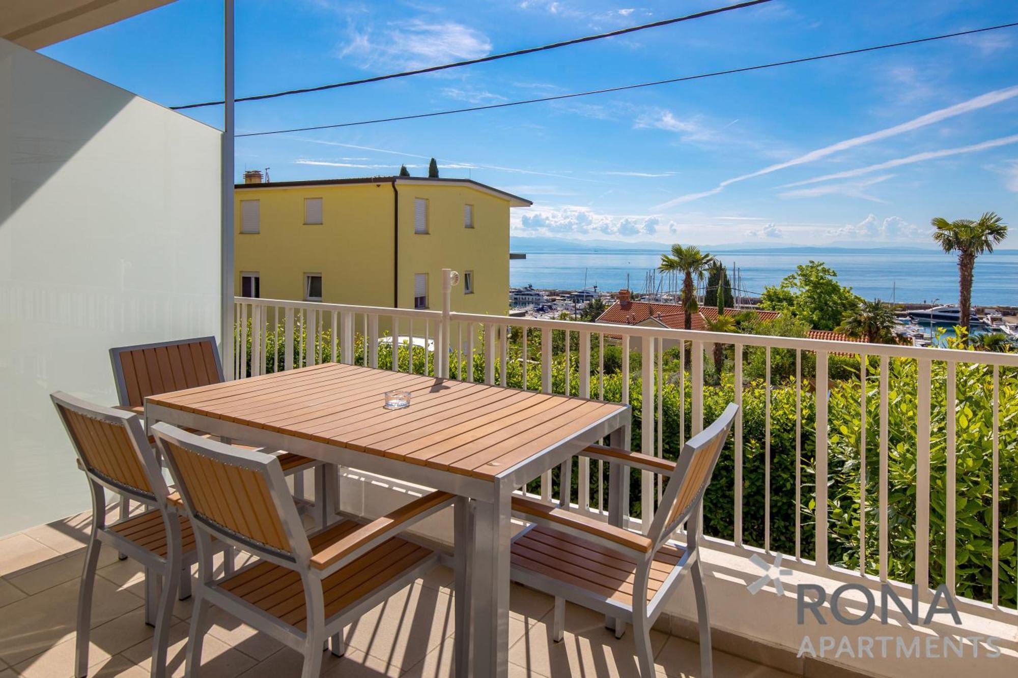 Apartments Rona Erea Ičići Exteriér fotografie