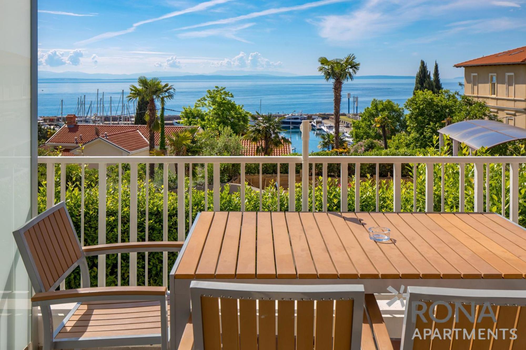 Apartments Rona Erea Ičići Exteriér fotografie