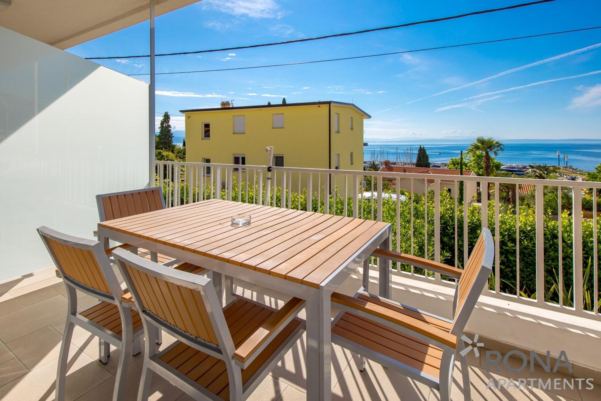 Apartments Rona Erea Ičići Exteriér fotografie